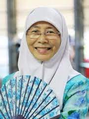 Malaysiske parlamentsvalget med et flertall på 13.388. Wan Azizah Wan Ismail Biography 12th Deputy Prime Minister Of Malaysia Pantheon