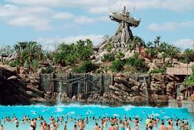 Helpful Tips for Fun at Disney&#39;s Typhoon Lagoon Water Park | BestofOrlando.com