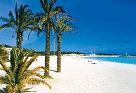 Vito lo capo one of the most famous sicilian beaches, long and sandy, with crystal clear waters, close to the pretty village of san vito and to the zingaro nature reserve. San Vito Lo Capo Private Holiday Home On The Beach In Castellammare Del Golfo Sicily Italy