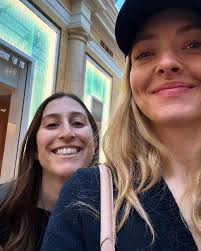 Vegas with friends 🪩