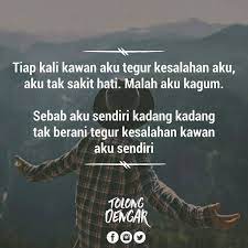 Pemilihan kata yang tidak efektif, tidak baku, tidak sesuai dengan maksud penulis, penulisan kata serapan yang salah, atau bentuk kata yang tidak konsisten. Kesalahan In English