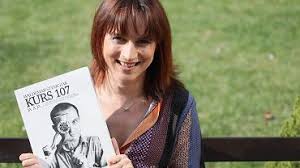 30 historii o tym, jak młodzi zmieniają świat. Justyna Suchecka Gazeta Wyborcza