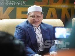 Rm60 ribu hasil lelongan keris timbalan menteri besar untuk palestin. Timbalan Menteri Besar Kelantan Sinar Harian