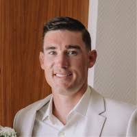 1200+ profilů „Corkill“