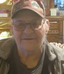 Curry Funeral Home, WV ha añadido...