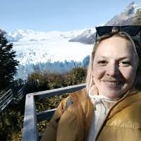 100+ perfiles de «Camp»