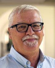 Jerry Schultz's Instagram, Twitter & Facebook