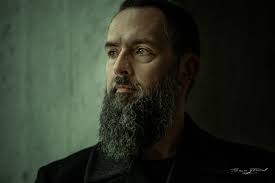 Photography 'rules' are made to be broken, but you have to know them so you  can learn to break them well. I'm learning all the time. One of the main  ones is,