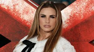 Jul 27, 2020 · and katie price, 42, appeared to be making the most of turkey's balmy climes on monday, when she was spotted sunning herself by her hotel's swimming pool. Unrecognizable Katie Price Shows Battered Face After Surgery World Today News