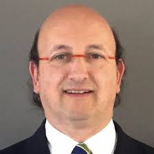 Eugenio Carlos Canepa Sánchez, Dentista en Barcelona