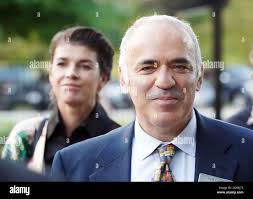 St. Louis, United States. 05th Oct, 2021. Chess legend Gary Kasparov and  his wife Dasha arrive for induction ceremonies for The World Chess Hall of  Fame at the Muny Opera in Forest