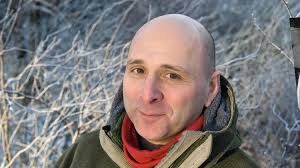 Jag är tacksam för att hon står ut med mig