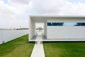 Built in 1986 by architect fariborz sahba, the structure comprises 27. Take A Look At These 50 Beautiful Houses In India