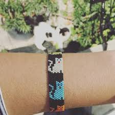 Bir Kedi Gordum Sanki Musmutlu Cumartesiler Sizlerin Olsun Kediciler Happysaturday Saturday Weekend Happyweekend Haf Beaded Bracelets Miyuki Seed Beads