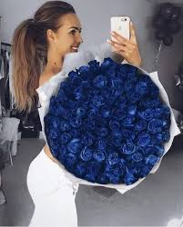 ورود roses بوكيه ورد مناسب لعشاق اللون الازرق facebook