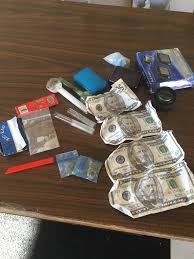 Buying drugs with counterfeit money. Ksp Drugs And Counterfeit Money Seized During Traffic Stop Abc 36 News