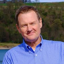 Leadership DNA: Shaping A Thriving Business Culture eBook : Rutkowska,  Alinka, Hossen, Abdul Azize, Blewett, Brandon C., Ezeanii, Clement, Ross,  Darius, Russo, Dominique L., Bhootra, Dr. Deepak, White, Ed, Chang-Lim,  Eichin, Yaillen,