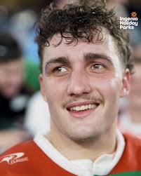 Counting the days until Parkes put up a statue of Benny Lovett. 💯🙌🐇❤️💚  #GoRabbitohs