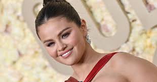 Selena Gomez Reacts to Claim She Dated JFK's Grandson