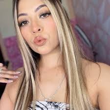 Janette Sanchez's Instagram, Twitter & Facebook