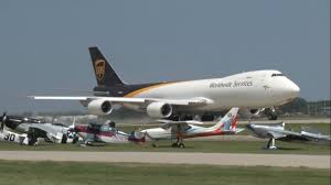 The boeing 747 8 intercontinental on the other hand has the forward insertion of 4.1 metres placed forward of the wing root taking in the upstairs bubble. Eaa Airventure 2019 Ups Boeing 747 8f Departure Youtube
