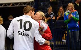 She then continued to fjellhammer il before continuing to helset if. Bredal Oftedals Em Kjaereste Veldig Glad For At Hun Lot Meg Vaere Kjaeresten Hennes Vg