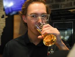 Coming to the end of another year. 2025 was a Wonderful year. New hip, New  life, new friends. God is good. Cheers to an even better 2026!! 🙌🙏🙌.  Sweet Dreams!!