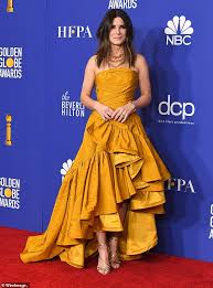 Jul 26, 2021 · sandra bullock turns 57. Sandra Bullock And Bryan Randall Feel Under No Pressure To Marry Aktuelle Boulevard Nachrichten Und Fotogalerien Zu Stars Sternchen