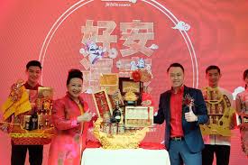 Sun hee and jin hee. Usher In The Lunar New Year With Jin Ye Ye S Good Luck And Prosperous Wealth Gift Hamper Malaysian Lifestyle Blog
