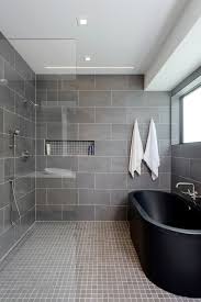 Jika kamu dianggap cukup istimewa untuk masuk ke rumah mereka dan mengintip ruang paling pribadi di rumahnya, kamar mandi para selebritas ini tidak lengkap tanpa bak rendam besar. Desain Kamar Mandi Terbaik Dan Terbaru Minimalis123