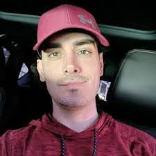 Melissa Chupp's Instagram, Twitter & Facebook