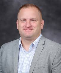 Aaron Bergstrom's Instagram, Twitter & Facebook