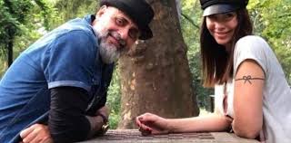 Y violeta y emma, hijas de la nutricionista. Se Casan Jorge Rial Y Romina Pereiro