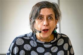 Der Allererste seiner Art im Dorf