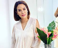 On a device or on the web, viewers can watch and discover millions of personalized short videos. What Do You Mean You Re White Miss Universe Malaysia National Director Elaine Daly Ticks Off Former Beauty Queen Life Malay Mail
