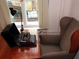 Zuvor wohnten sie seit 1949 in der berliner allee 185 in weißensee. Brecht Haus Berlin De