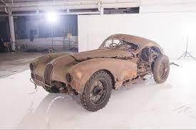 This Pile Of Rust And Dust Just Sold For 1 9 Million Barn Find Cars Abandoned Cars Antique Cars
