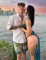 Ethan Seeks - OnlyFans leaks