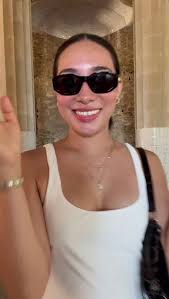 Brenda Benitez (@brendaabenitezz)