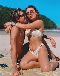 larissa manoela boquete antes do anal