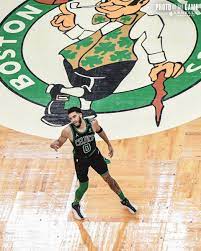 When he passed away in 2017, it was a shocking blow to the nba community and the celtics organization. N9db6p96kbe78m
