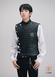 Enhypen Members Profile Facts Age Positions Debut Date And More Jazminemedia In 2021 Debut My Land Fashion Outfits