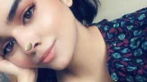 وما التحميض ؟ فذكرت له الدبر ، فقال : Rahaf Al Qunun Unpicking The Tweets That May Have Saved Her Life Bbc News