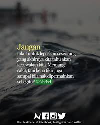 Andai dapat kau dengar ombak hati ini dihempas sepi tiada berlagu dulu tenang dan dilayari kasihmu kini dilanda gelora tak menentu. Sampai Bila