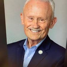 Earlier this week was National Family Owned & Operated Business Day! Bloss  & Dillard was opened in 1954 by Earle Dillard and Frank Bloss. Kerry  Dillard joined his father in 1978 and