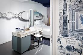 Discover all about this luxury hotel on your little ik vind het heel bijzonder hoe marcel wanders zo veel verwijzingen naar amsterdam en nederland heeft verwerkt in de kleinste details van het interieur. Marcel Wanders The Wandering Designer Porcelanosa Lifestyle Magazine Trends Lifestyle And Design