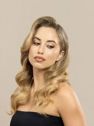 From effortless to editorial—this is our blow-dry catalogue. You choose the  look. We deliver the finish.