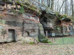 You should reach the cave in approx. Saarland Lese Mithras Grotte Auf Dem Halberg