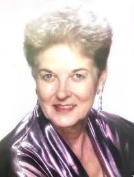 Lola Meadows's Instagram, Twitter & Facebook