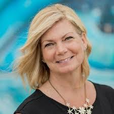 Lori Mccomas's Instagram, Twitter & Facebook